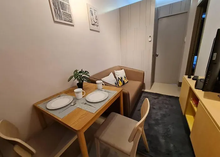 Chic 2 Bedroom Edsa With Balcony *